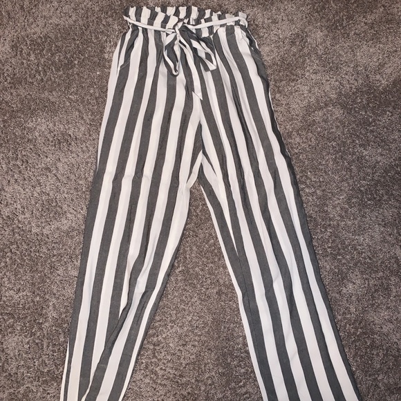 American Eagle Outfitters Pants - american eagle flowy pants